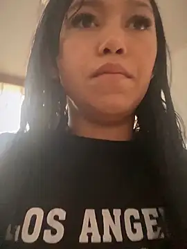 Snapshot of emily_rosse04 chatting on November 21, 2025, 11:20 am emily rosse04 online show from November 21, 2025, 11:20 am