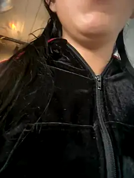 Snapshot of emily_rosse04 chatting on November 26, 2025, 1:00 pm emily rosse04 online show from November 26, 2025, 1:00 pm