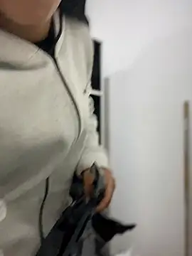 emily rosse04 online show from January 14, 2026, 1:26 pm