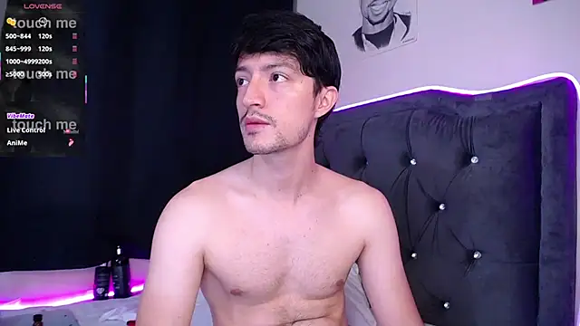 Snapshot of henry_diiaz chatting on October 16, 2025, 8:33 am henry diiaz online show from October 16, 2025, 8:33 am