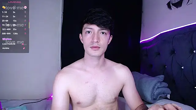 Snapshot of henry_diiaz chatting on October 9, 2025, 8:15 am henry diiaz online show from October 9, 2025, 8:15 am