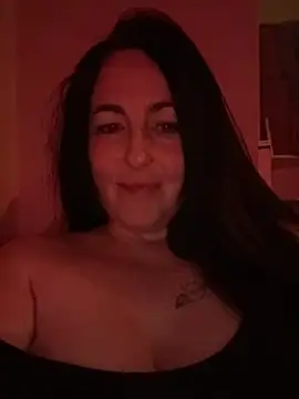 kiki xo online show from April 28, 2026, 2:27 am