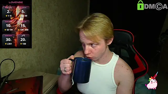 Snapshot of Alexis_Gordon chatting on October 28, 2025, 7:46 pm Alexis Gordon online show from October 28, 2025, 7:46 pm