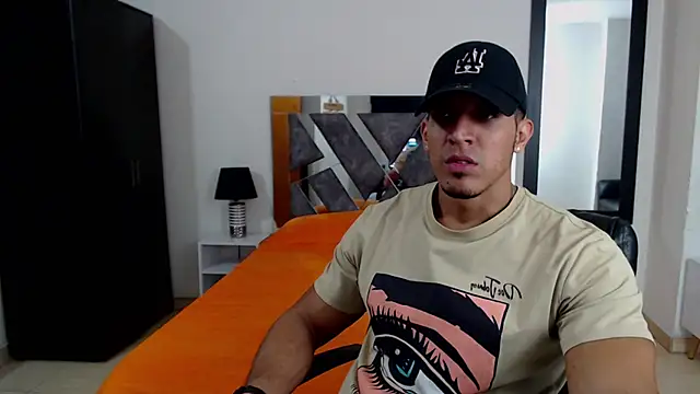 Frank heaven01 online show from February 2, 2025, 7:57 pm