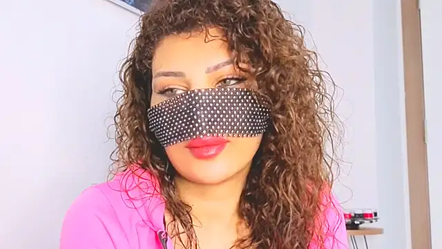 Snapshot of Turkish_Latina chatting on May 28, 2026, 10:43 am Turkish Latina online show from May 28, 2026, 10:43 am