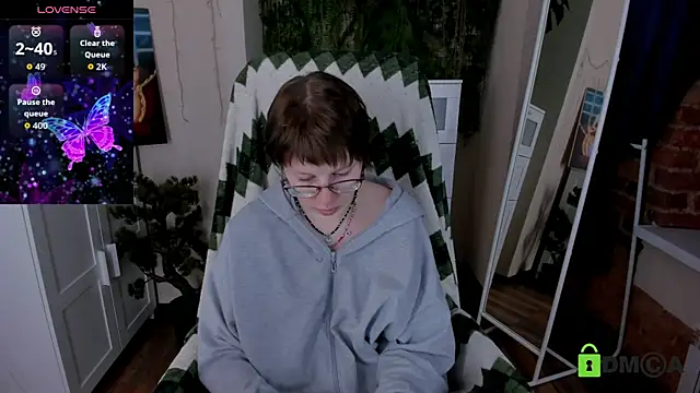 Melissa Wells online show from February 21, 2026, 10:45 pm