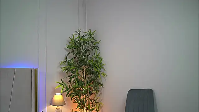 Miriam fox online show from January 12, 2025, 2:52 pm