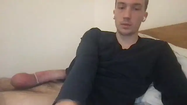 hungandfun05 online show from December 10, 2024, 1:55 pm