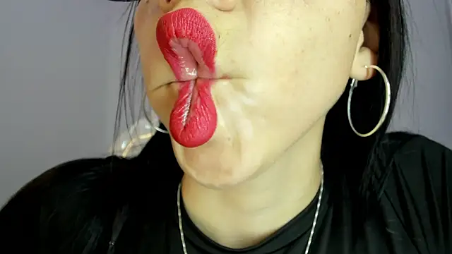 Katty mouth online show from May 30, 2026, 8:03 pm