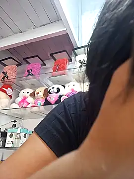 VivienAndClark online show from November 10, 2025, 2:44 pm