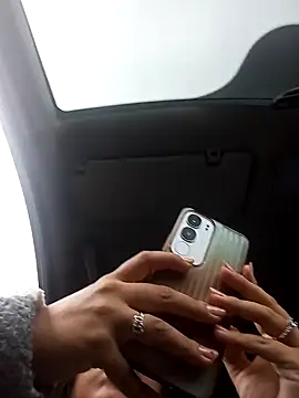 VivienAndClark online show from November 15, 2025, 9:52 pm