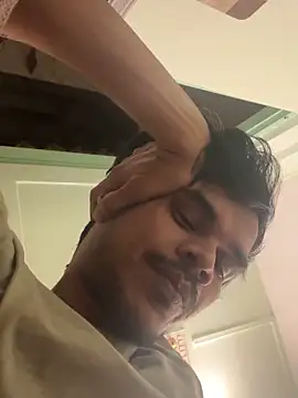 hitlar1026 online show from December 21, 2025, 12:24 am