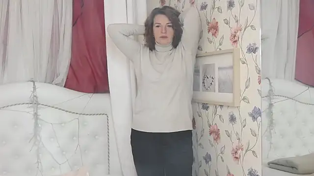 AmiHotGranny online show from September 21, 2025, 1:16 pm