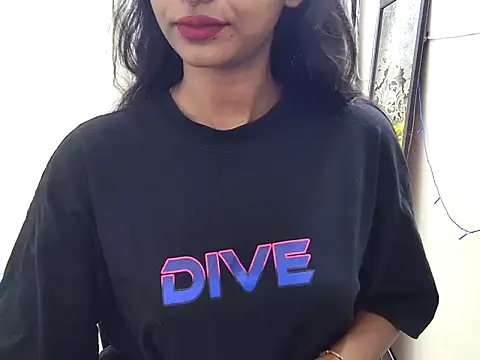 Snapshot of tanvi-00 chatting on October 4, 2025, 6:09 pm tanvi-00 online show from October 4, 2025, 6:09 pm