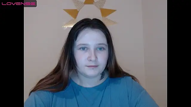 Snapshot of Light_Luna chatting on January 6, 2025, 11:29 am Light Luna online show from January 6, 2025, 11:29 am