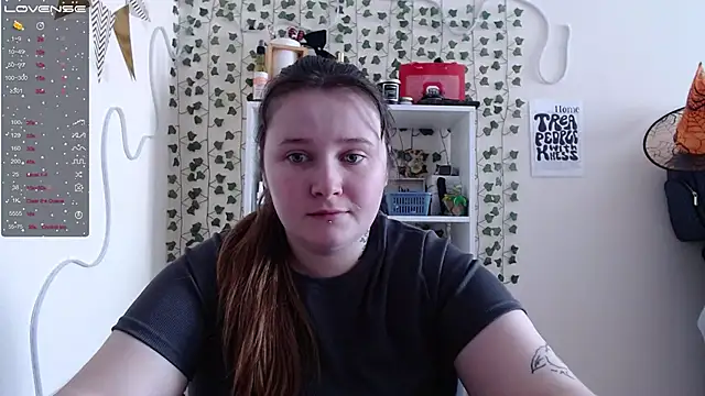 Snapshot of Light_Luna chatting on February 1, 2025, 9:00 am Light Luna online show from February 1, 2025, 9:00 am