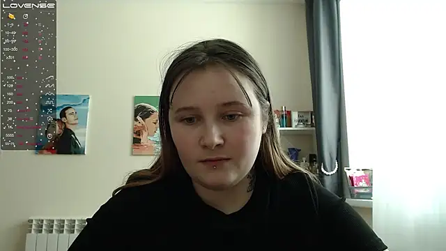 Snapshot of Light_Luna chatting on February 13, 2025, 8:59 am Light Luna online show from February 13, 2025, 8:59 am