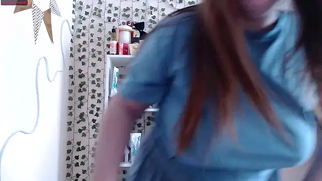 Snapshot of Light_Luna chatting on January 30, 2025, 7:18 am Light Luna online show from January 30, 2025, 7:18 am