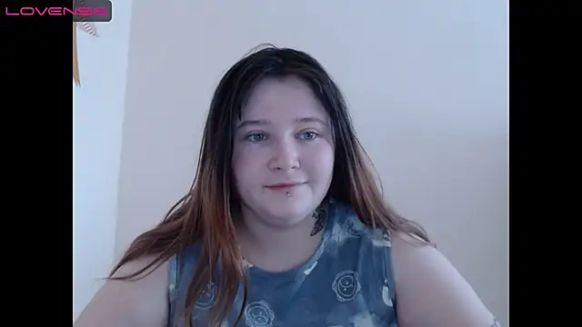 Snapshot of Light_Luna chatting on January 9, 2025, 5:23 am Light Luna online show from January 9, 2025, 5:23 am