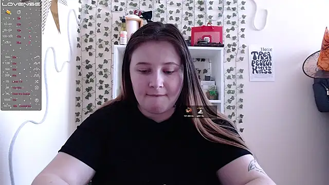 Snapshot of Light_Luna chatting on February 7, 2025, 7:40 am Light Luna online show from February 7, 2025, 7:40 am
