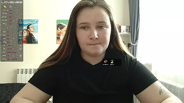 Snapshot of Light_Luna chatting on February 10, 2025, 5:14 am Light Luna online show from February 10, 2025, 5:14 am