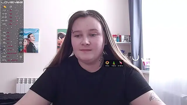 Snapshot of Light_Luna chatting on February 13, 2025, 5:58 am Light Luna online show from February 13, 2025, 5:58 am