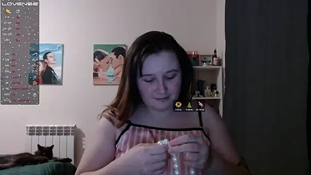 Snapshot of Light_Luna chatting on February 11, 2025, 12:36 pm Light Luna online show from February 11, 2025, 12:36 pm