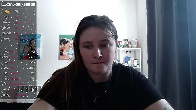 Snapshot of Light_Luna chatting on March 2, 2025, 7:32 am Light Luna online show from March 2, 2025, 7:32 am
