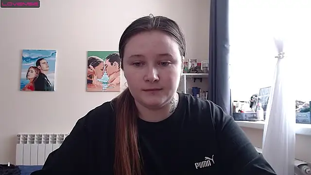 Snapshot of Light_Luna chatting on March 7, 2025, 9:07 am Light Luna online show from March 7, 2025, 9:07 am