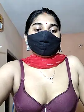 Luv Adite20 online show from October 1, 2025, 10:35 pm