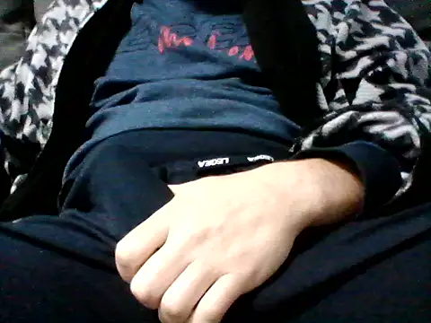 Snapshot of daky_86 chatting on March 15, 2026, 5:42 pm daky 86 online show from March 15, 2026, 5:42 pm