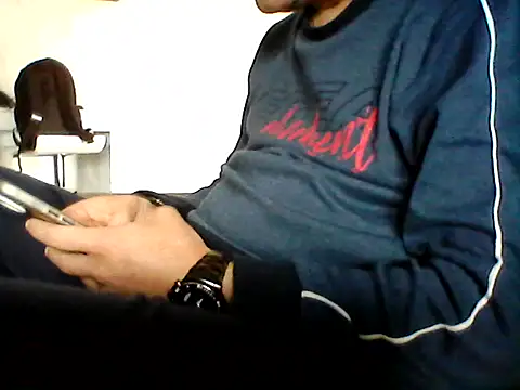 Snapshot of daky_86 chatting on May 14, 2026, 4:48 pm daky 86 online show from May 14, 2026, 4:48 pm