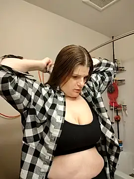 BeckiTooSweet online show from January 24, 2025, 8:11 pm