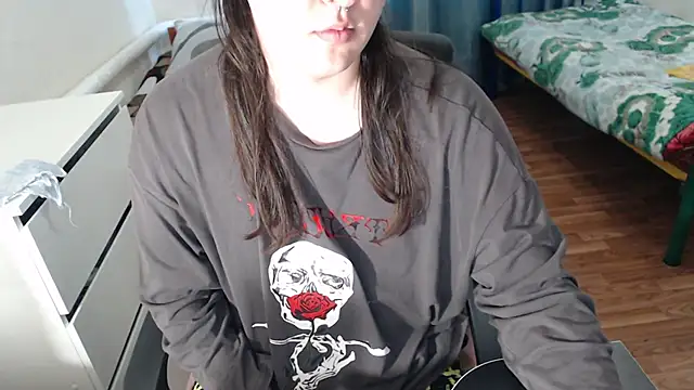 EvaMiron online show from December 21, 2025, 7:54 am