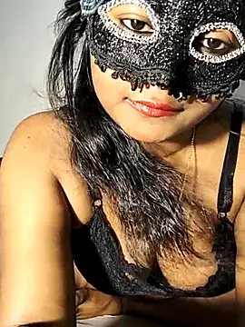 Snapshot of FANTASY_QUEEN_07 chatting on November 3, 2025, 11:03 am FANTASY QUEEN 07 online show from November 3, 2025, 11:03 am