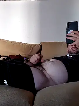 crissbadboy online show from September 24, 2025, 12:55 pm