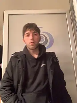 Snapshot of GuillaumebeauZizi chatting on February 7, 2026, 7:11 pm GuillaumebeauZizi online show from February 7, 2026, 7:11 pm