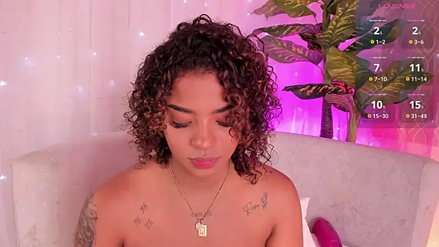Iris hott1 online show from October 4, 2025, 3:08 am