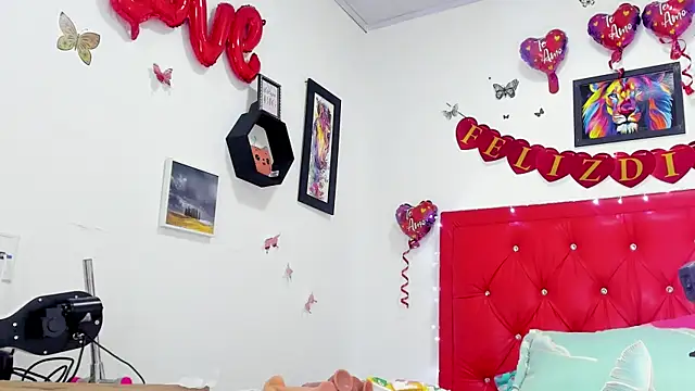 natasha jurado online show from February 7, 2025, 6:35 am