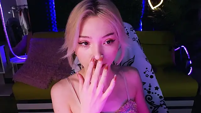 SandraBoyl online show from January 15, 2025, 1:02 am