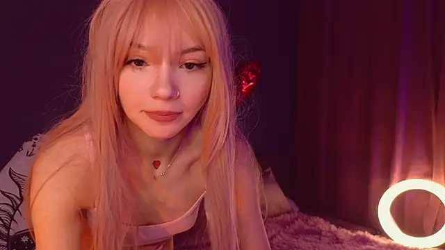 SandraBoyl online show from March 5, 2025, 1:10 am