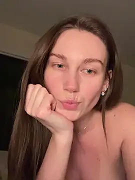 JasminJames online show from January 25, 2025, 12:06 am