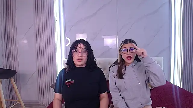 Little Cuttie  online show from September 15, 2025, 3:51 am