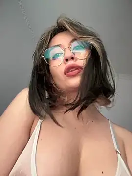 Snapshot of marie2_ chatting on December 10, 2024, 7:11 pm marie2 online show from December 10, 2024, 7:11 pm