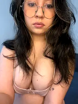 Snapshot of marie2_ chatting on September 25, 2025, 5:41 pm marie2 online show from September 25, 2025, 5:41 pm