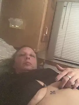 Everlyrose27 online show from December 31, 2024, 6:16 am