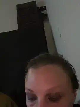 Everlyrose27 online show from February 25, 2025, 6:23 pm