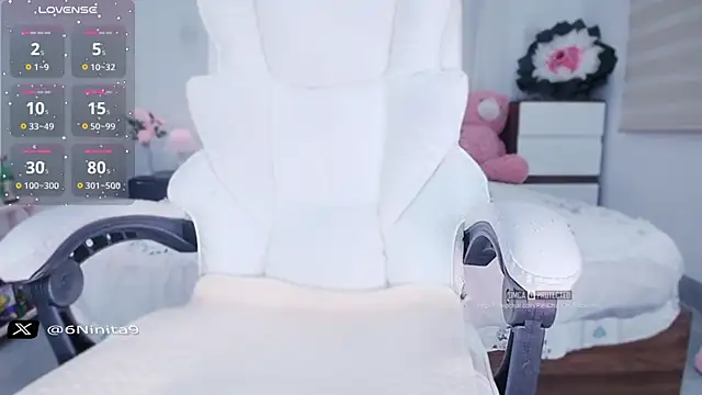 PimChanOK online show from March 22, 2025, 11:20 pm