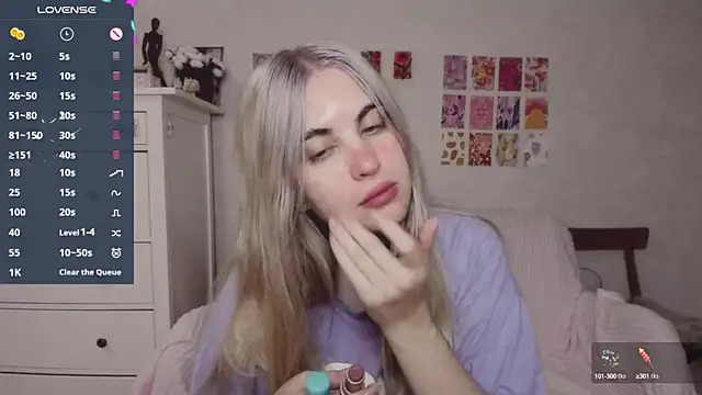 pawpaws online show from October 5, 2025, 7:10 am