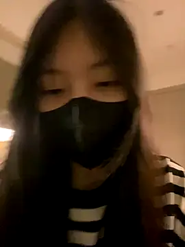 MEOW MEO online show from November 29, 2025, 5:13 pm